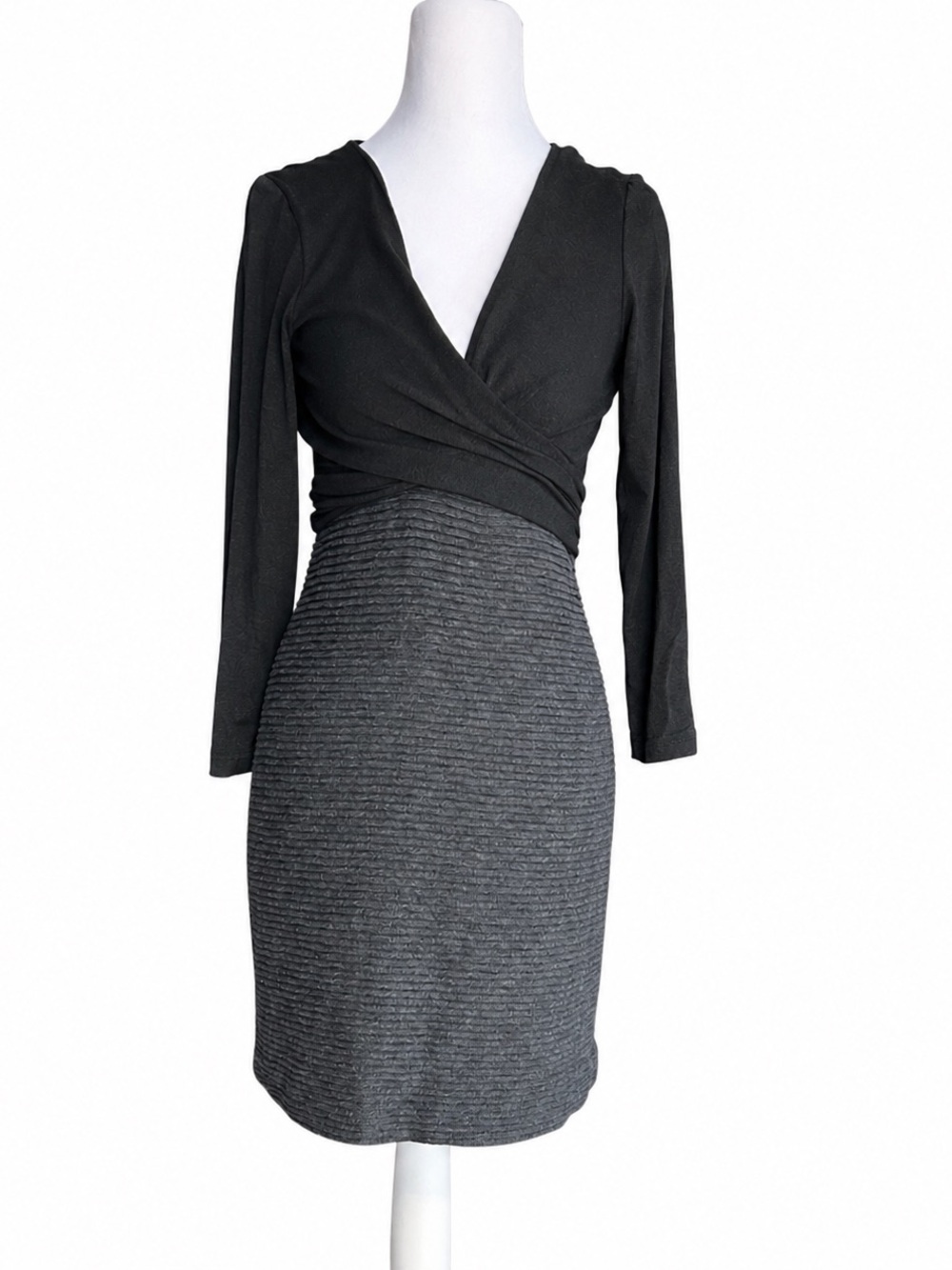 Nicole Miller Colorblock Faux Wrap Knit Dress Small Black Gray Textured Sheath